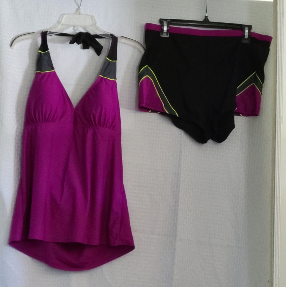 Swim suit